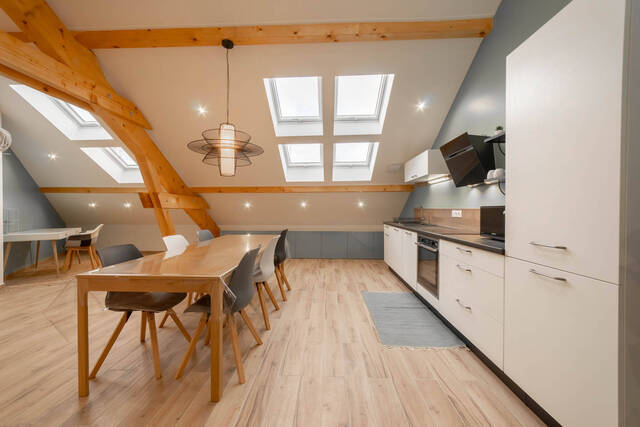 Rent Apartment 2 rooms 90 m² Pringy 74370