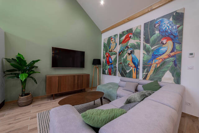 Rent Apartment 2 rooms 90 m² Pringy 74370