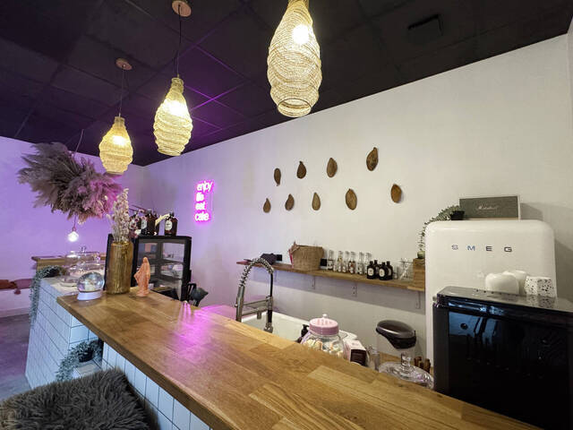 Sale Buisness murs commerciaux 120 m² Douvaine 74140 Lotissement