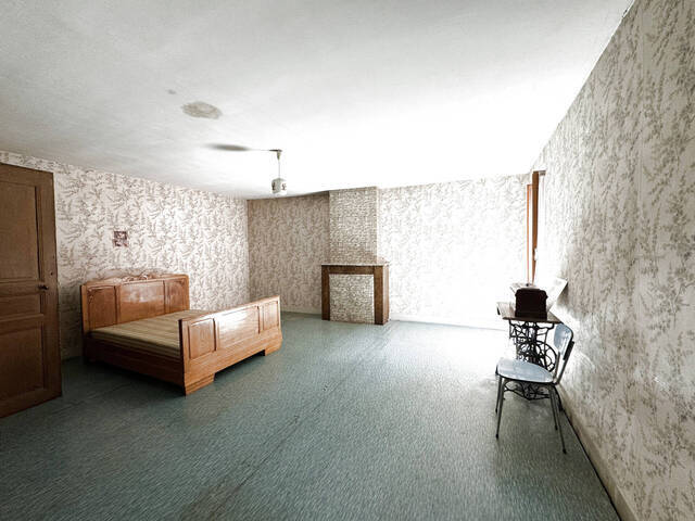 Sale Village house 5 rooms 147 m² Boëge 74420