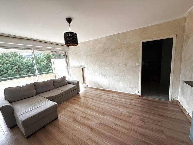 Sale Apartment 3 rooms 69 m² Ambilly 74100 Proche Du Centre Ville