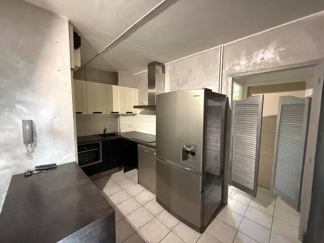 Sale Apartment 3 rooms 69 m² Ambilly 74100 Proche Du Centre Ville