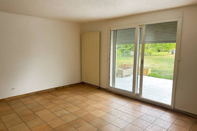 Sale Apartment studio 1 room 28.5 m² Viry 74580