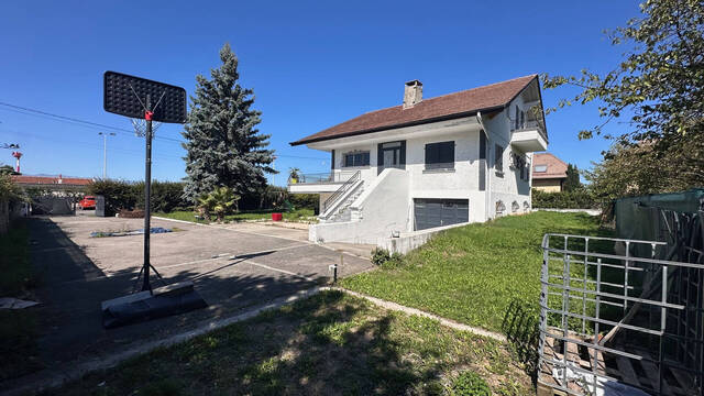 Vente Maison 7 pièces 180 m² Vétraz-Monthoux 74100 Axe passage