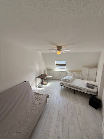 Sale Apartment 4 rooms 82 m² Chambéry 73000