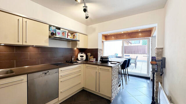 Sale Apartment 4 rooms 97 m² Saint-Pierre-en-Faucigny 74800 CALME