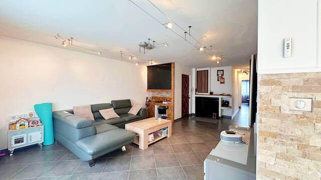 Sale Apartment 4 rooms 97 m² Saint-Pierre-en-Faucigny 74800 CALME