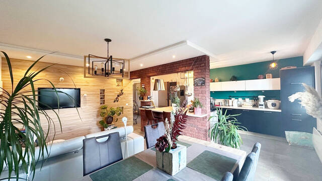 Vente Appartement 3 pièces 76 m² La Roche-sur-Foron 74800 Axe Passage
