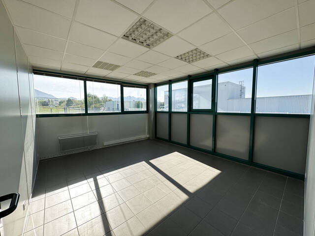 Vente Local d'activité 1380 m² Fillinges 74250 Axe Fillinges Findrol