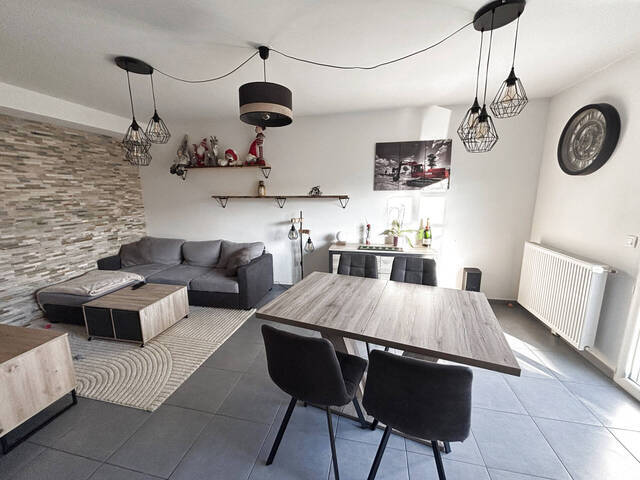 Vente Appartement duplex 4 pièces 76 m² Marignier 74970 Axe passage