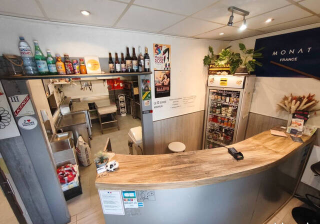 Vente Fonds de commerce 42 m² La Roche-sur-Foron 74800 Axe Passage