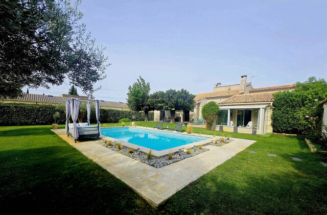 Sale House villa 8 rooms 275 m² Tarascon 13150