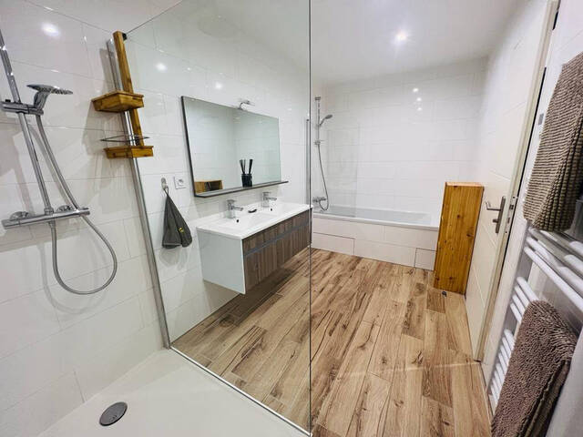 Rent House autre 5 rooms 120 m² Pringy 74370