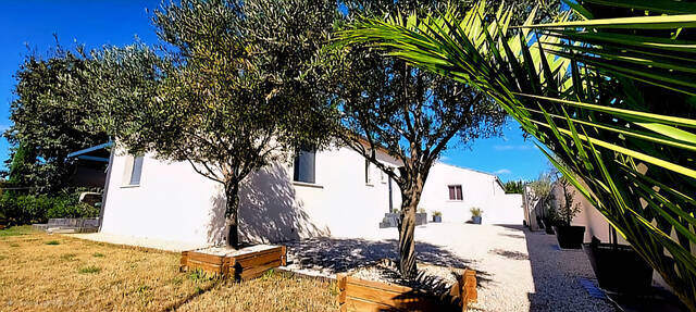 Sale House 4 rooms 109 m² Bezouce 30320