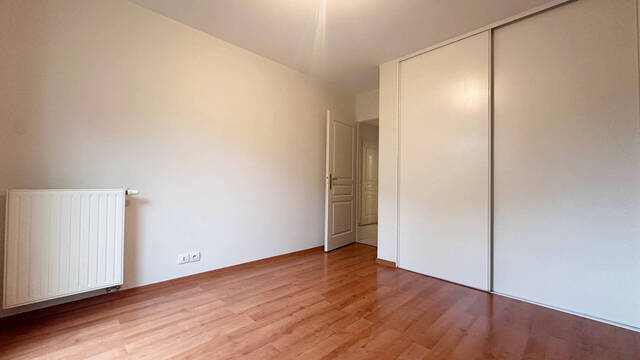 Sale Apartment 3 rooms 66 m² Thonon-les-Bains 74200 Haut De Thonon