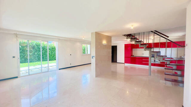 Sale House 4 rooms 133 m² Douvaine 74140 Lotissement