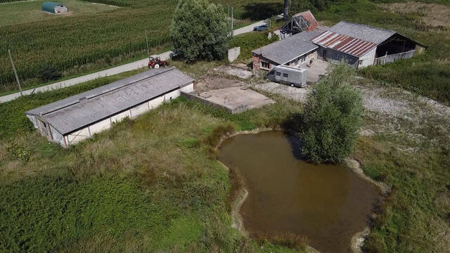 Vente Maison propriete 3 pièces 30 m² La Chapelle-Naude 71500