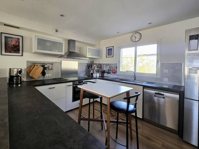 Vente Maison 4 pièces 93 m² Montmirat 30260