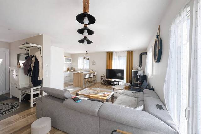 Vente Maison 5 pièces 110 m² Marnaz 74460