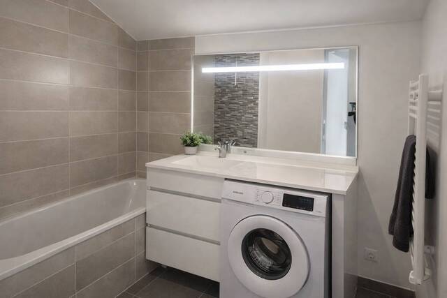 Location Appartement 3 pièces 68 m² Scionzier 74950 Proche du centre ville