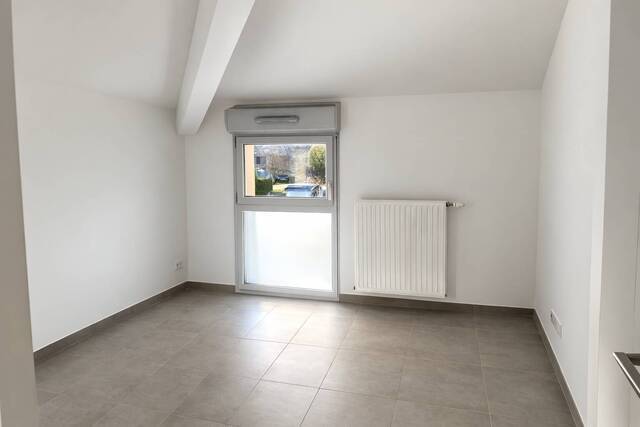 Location Appartement 3 pièces 68 m² Scionzier 74950 Proche du centre ville