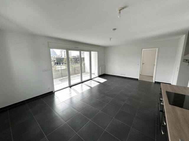 Vente Appartement 4 pièces 85 m² Annemasse 74100 10 min à pied de Geant