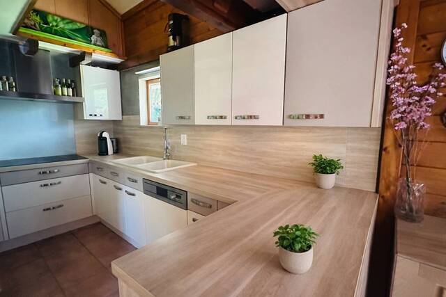 Vente Maison 4 pièces 80 m² Ville-en-Sallaz 74250 Proche casino