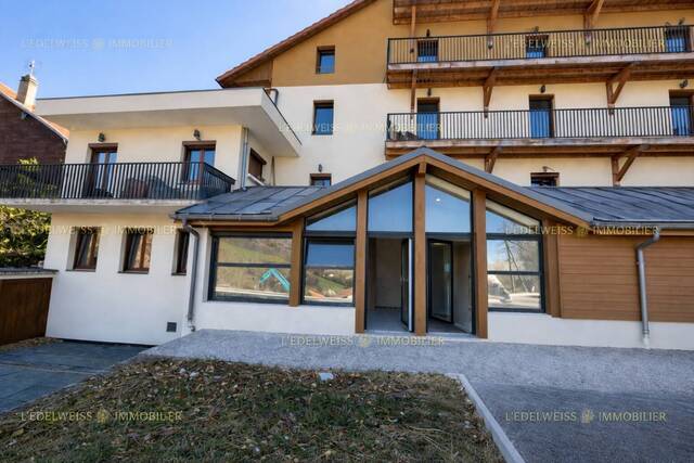 Sale Apartment 3 rooms 94 m² Viuz-en-Sallaz 74250