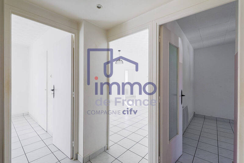 Appartement 4 pièces 60 m² · à Saint-Martin-d'Hères · 60 m² · 110 000 €