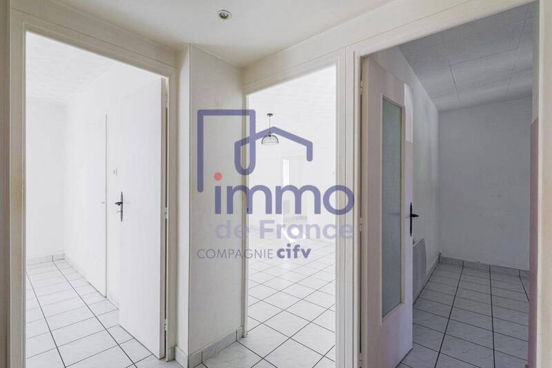 Appartement 4 pièces 60 m² · à Saint-Martin-d'Hères · 60 m² · 110 000 €
