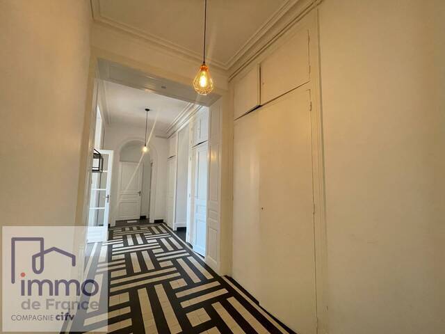 Location Appartement t4 125.36 m² Grenoble 38000 VICTOR HUGO