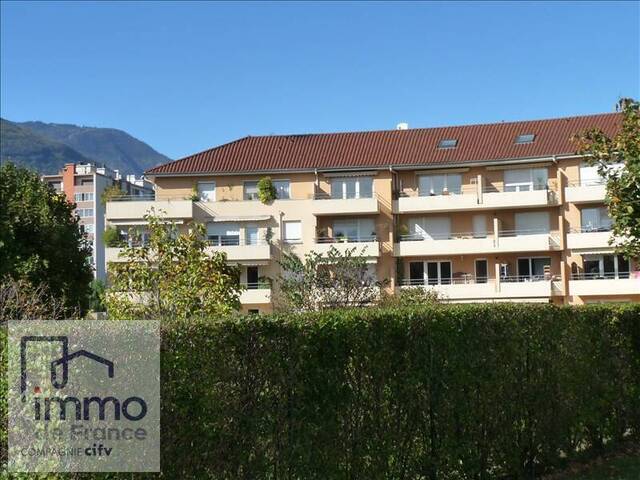 Rent Apartment 3 rooms 70.07 m² Seyssinet-Pariset 38170