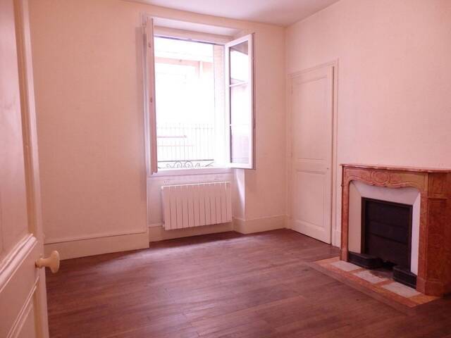 Location Appartement t1 28.57 m² Grenoble 38000 Berriat/thiers