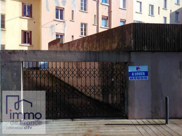 Rent Parking Grenoble 38000 GARE