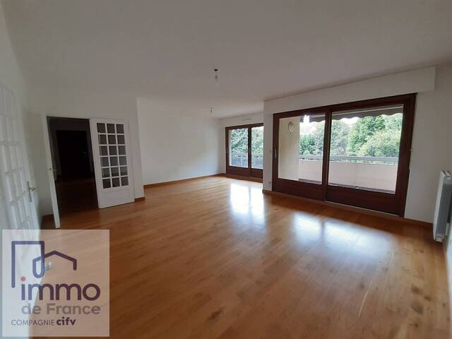 Location Appartement 3 pièces 104.8 m² Grenoble 38000 ILE VERTE