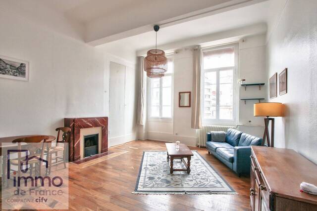 Location Appartement t2 81.21 m² Grenoble 38000 HYPER CENTRE