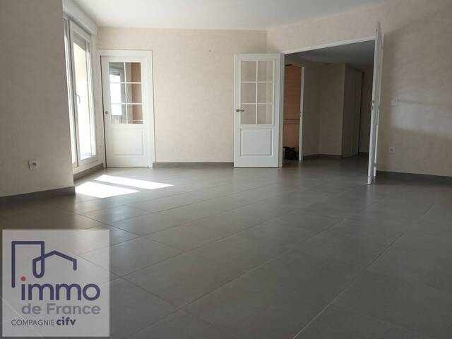 Vendu Appartement t3 +garage 81.4 m² Bourgoin-Jallieu 38300 Centre Ville