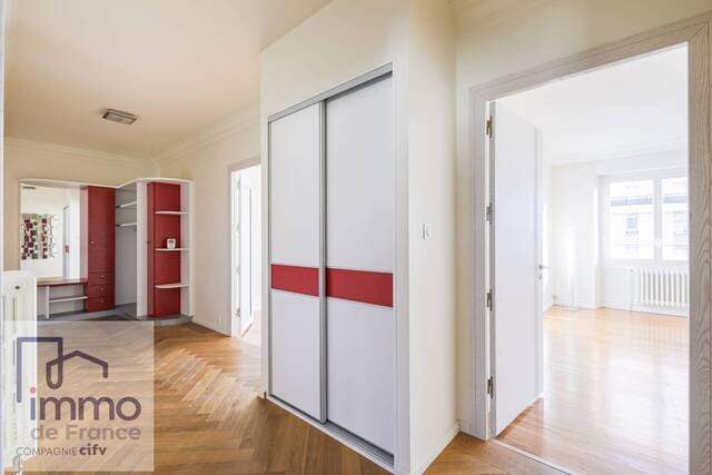 Bien vendu - Appartement t3 90 m² Grenoble (38000)