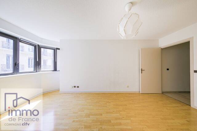 Vendu Appartement studio 1 pièce 28.57 m² Grenoble 38000