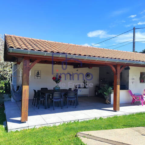 Vente Maison villa 7 pièces 170 m² Sainte-Anne-sur-Gervonde 38440