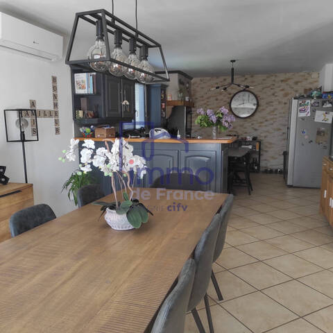 Vente Maison villa 7 pièces 170 m² Sainte-Anne-sur-Gervonde 38440