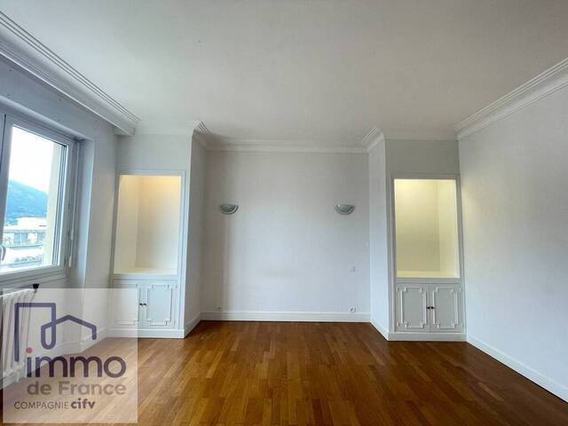 Location Appartement t4 100 m² Grenoble 38000 HYPER - CENTRE