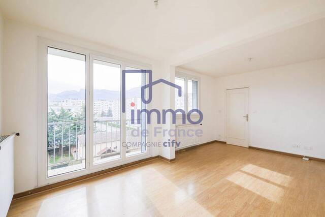 Vente Appartement t4 5 pièces 73 m² Saint-Martin-d'Hères 38400