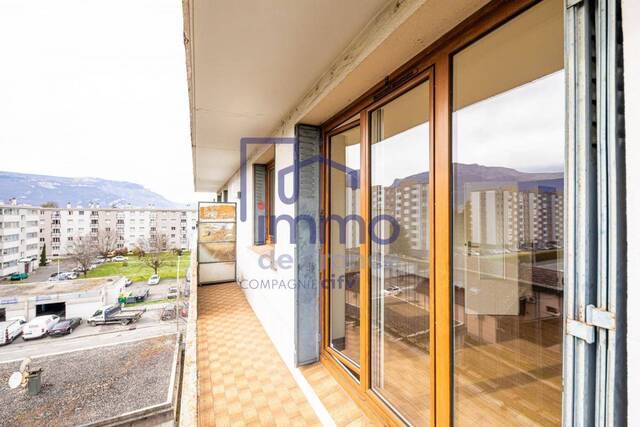 Vente Appartement t4 5 pièces 73 m² Saint-Martin-d'Hères 38400