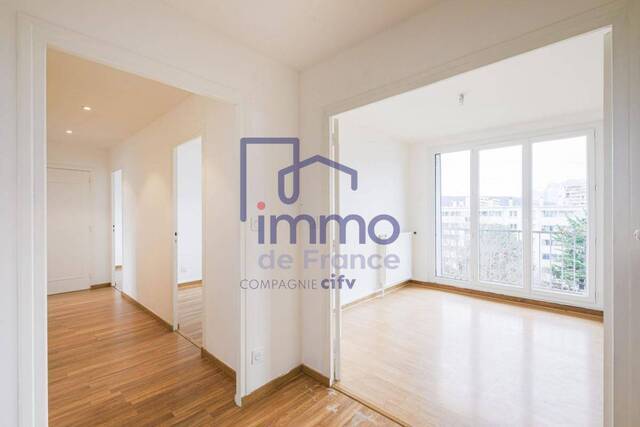 Vente Appartement t4 5 pièces 73 m² Saint-Martin-d'Hères 38400