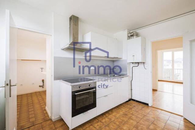 Vente Appartement t4 5 pièces 73 m² Saint-Martin-d'Hères 38400