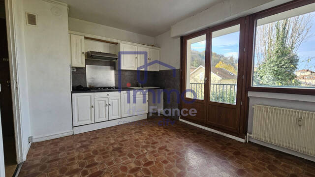 Vente Appartement 5 pièces 107.07 m² Bourgoin-Jallieu 38300