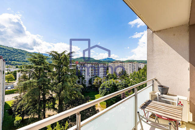 Vente Appartement 4 pièces 72 m² Saint-Martin-d'Hères 38400