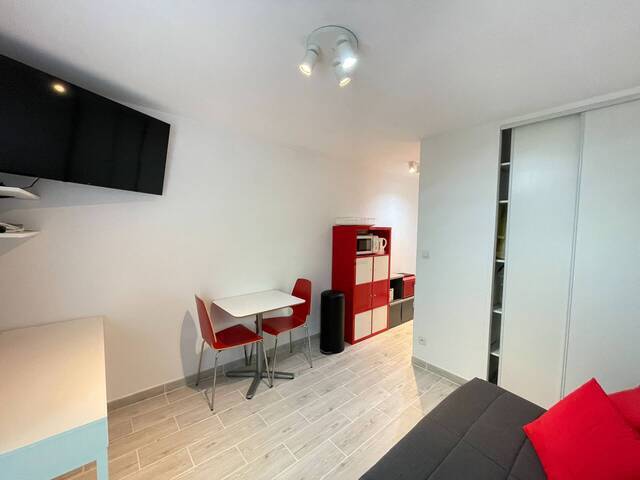Location Appartement studio 1 pièce 17.1 m² Grenoble 38000