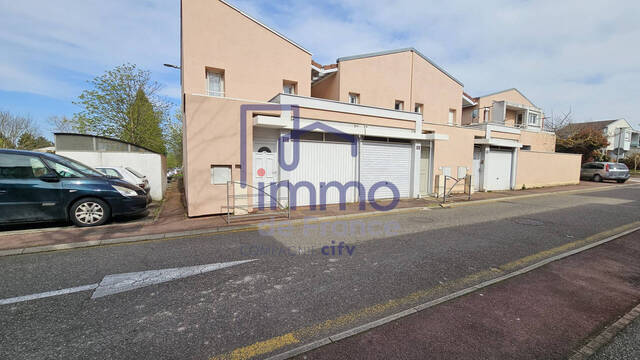 Vente Maison 4 pièces 75.28 m² Saint-Quentin-Fallavier 38070